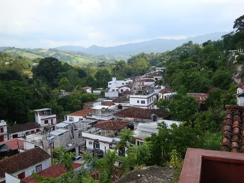 Tapijulapa and its wooded hills, Tabasco, Mexico — regional landscape context