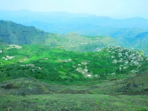 Al-Yaar village terraces · Hayma Dakhiliya, Yemen · 2023